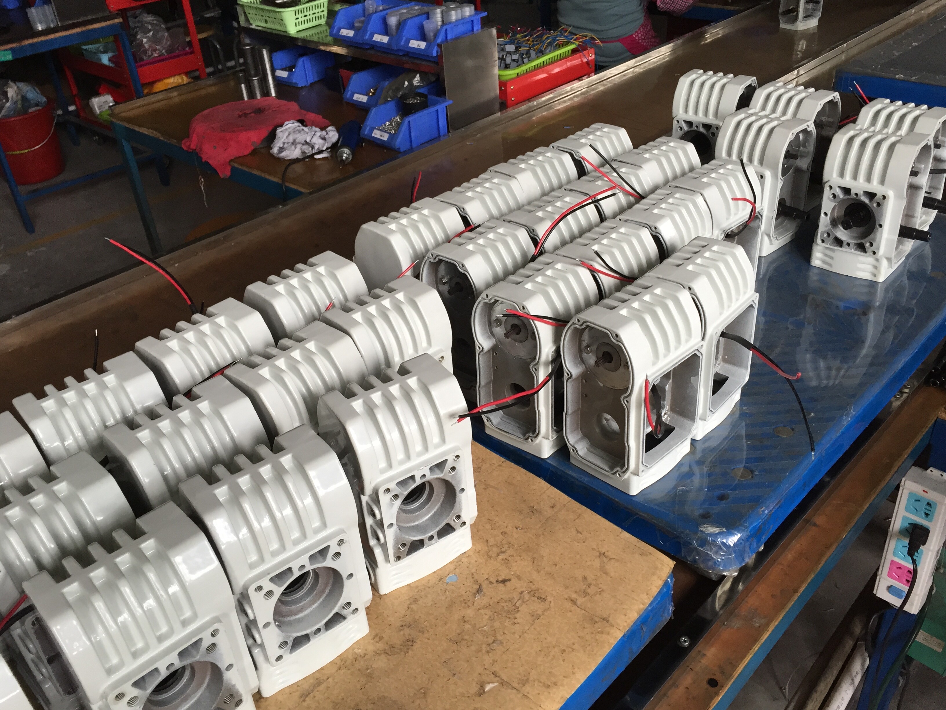 執(zhí)行機(jī)構(gòu)選氣動(dòng)還是電動(dòng)？